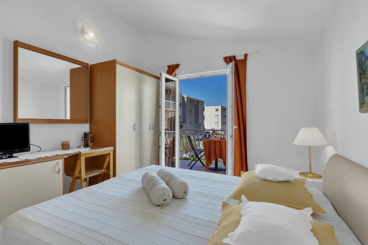 Apartments Paunovic Makarska Luaran gambar